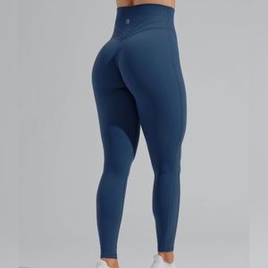 BuffBunny legacy legging size lg BNWT